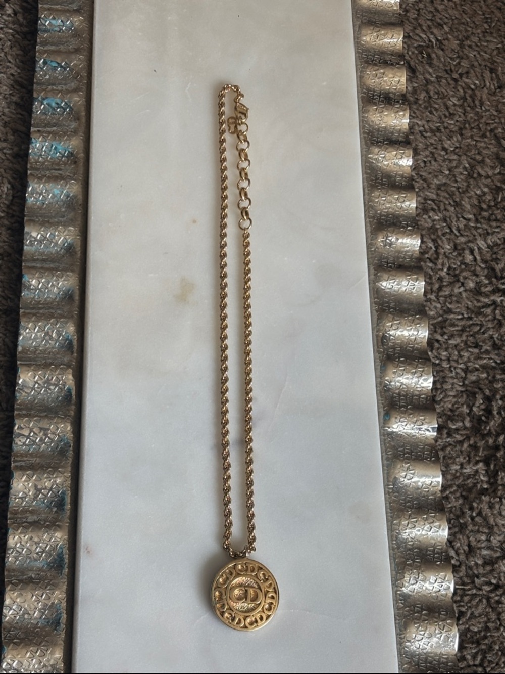 Gold-Tone Christian Dior CD Logo Medallion Necklace - vintage - Picture 8 of 9